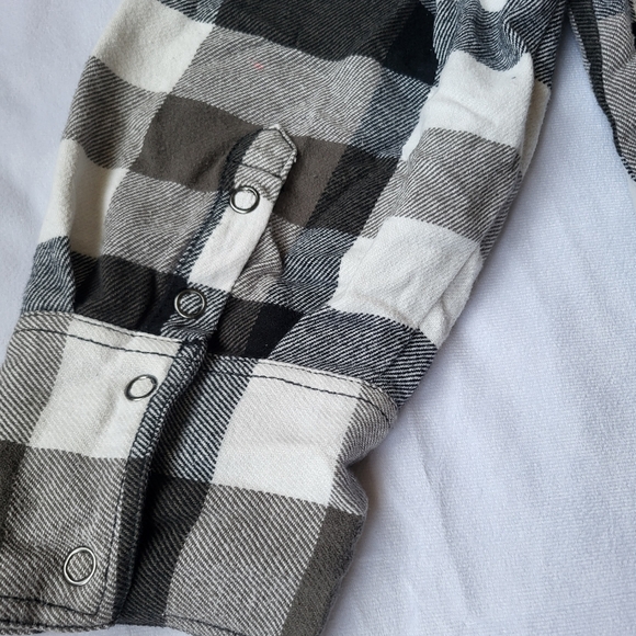 We The Free/Free People Izzy Cargo Plaid Flannel Shirt Size Large - Picture 3 of 10